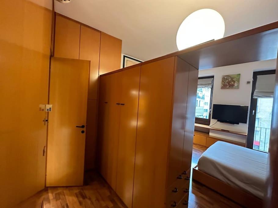 Osti 3 Beautifully Furnished Apartment Milan Bagian luar foto